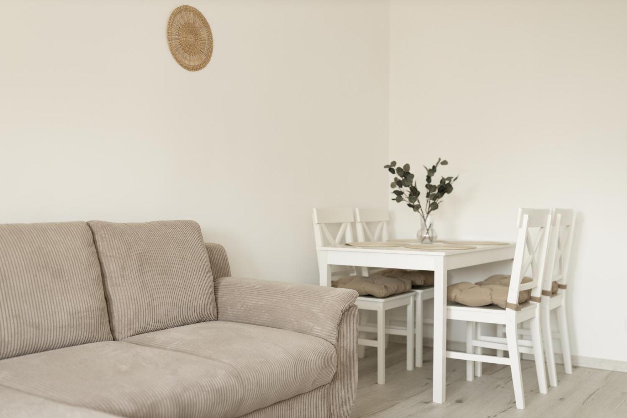 Malompark Apartman With Free Parking Debrecen Esterno foto